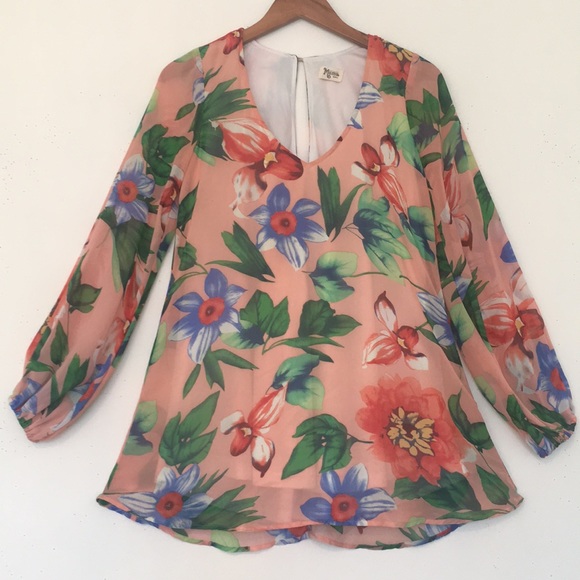 Show Me Your Mumu Donna Michelle Tunic - Picture 4 of 13